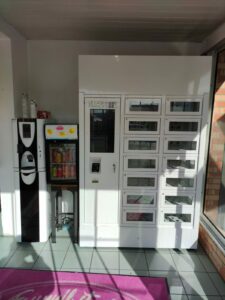 Vernetzter Compact-Locker zur Steigerung des Verkaufs lokaler Produkte